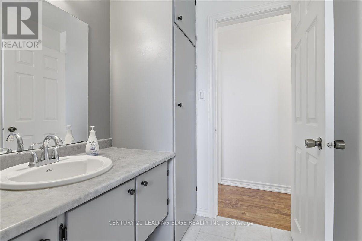300 ANNSHEILA DRIVE - Image 21