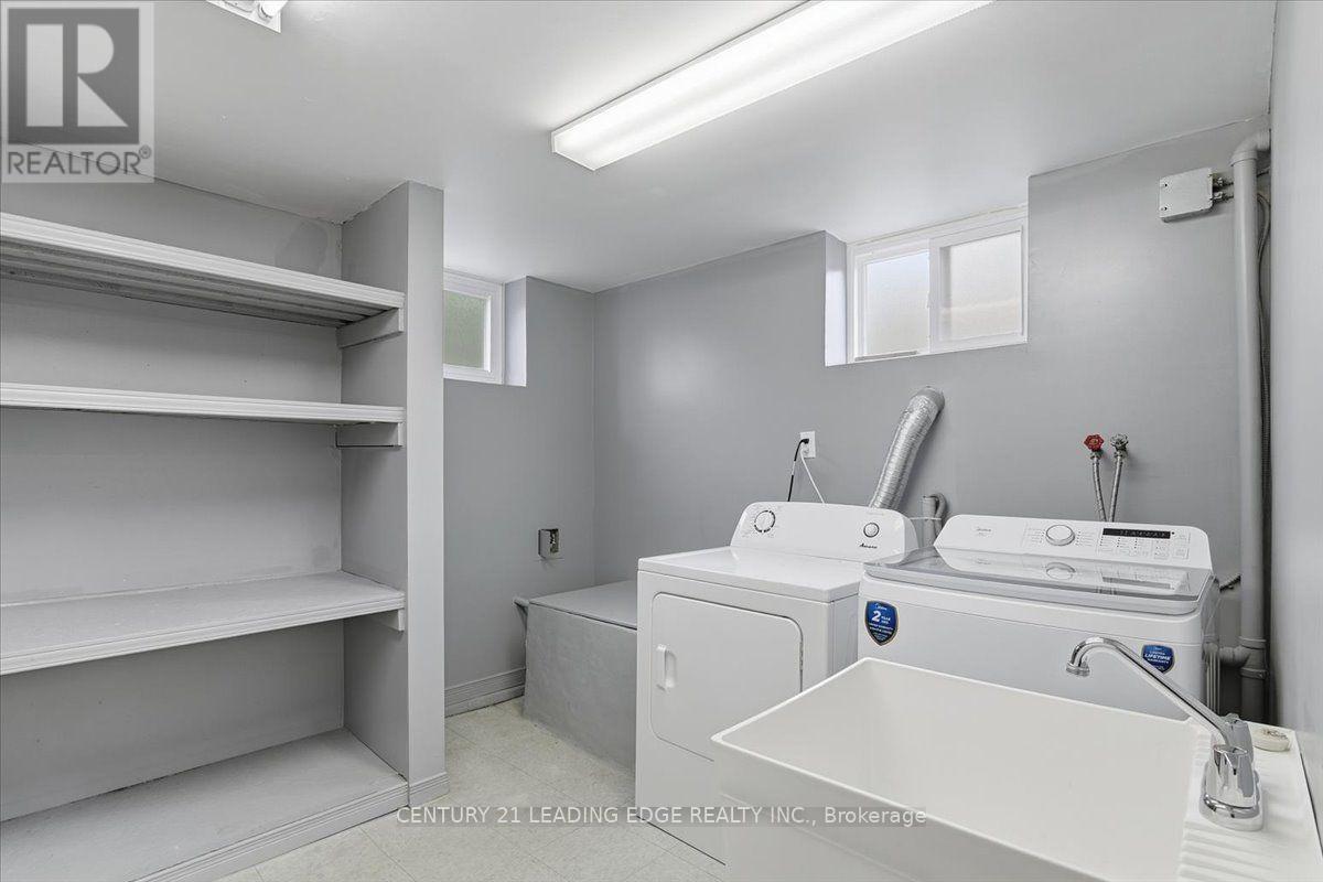300 ANNSHEILA DRIVE - 37