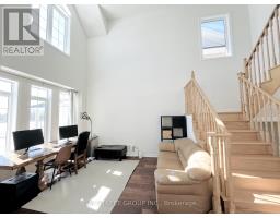 128 Victoria Wood Avenue, Springwater, ON L9X1Z8 Photo 17