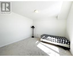 128 Victoria Wood Avenue, Springwater, ON L9X1Z8 Photo 25