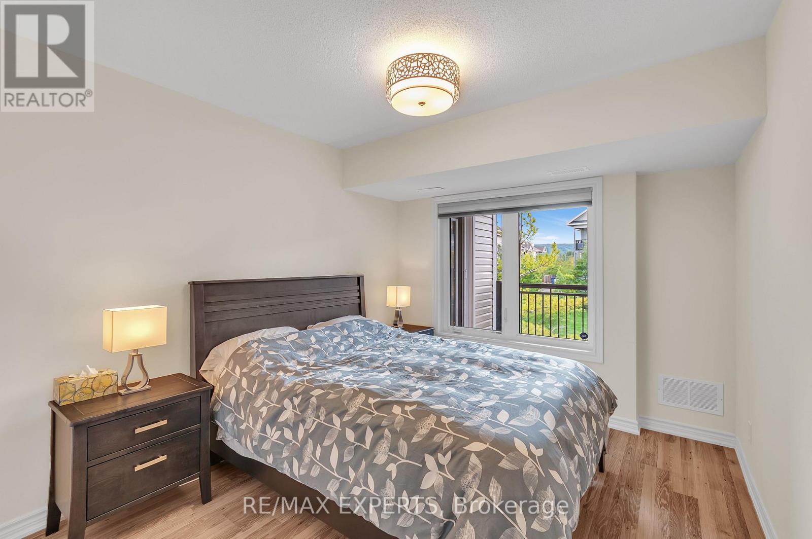 #207 4 COVE COURT - Image 11