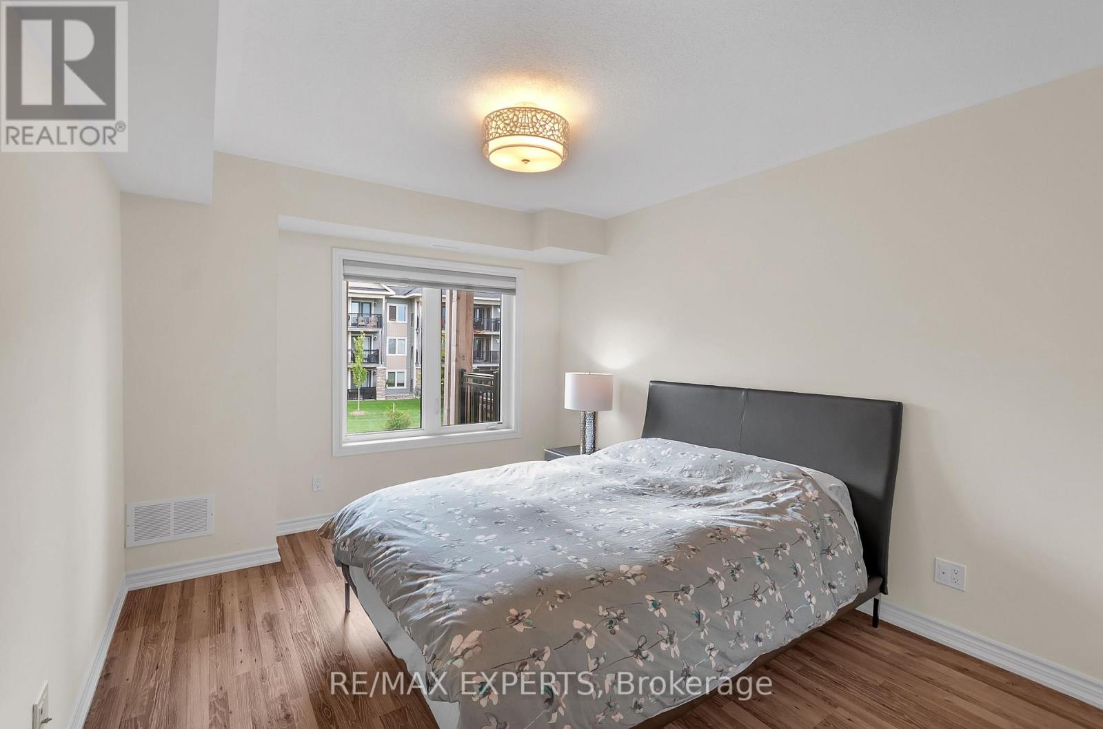 #207 4 COVE COURT - Image 14