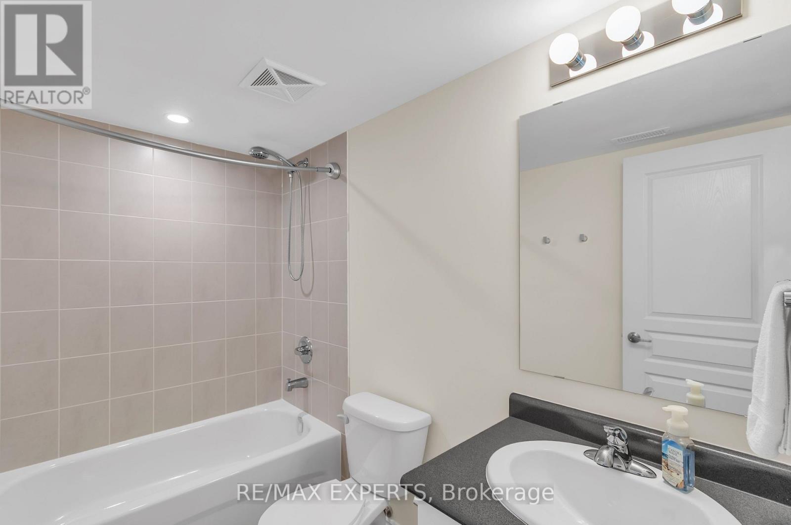 #207 4 COVE COURT - 18