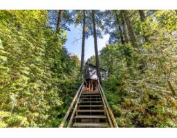 20 Ch. Du Canari, Val Des Monts, QC J8N6J7 Photo 34