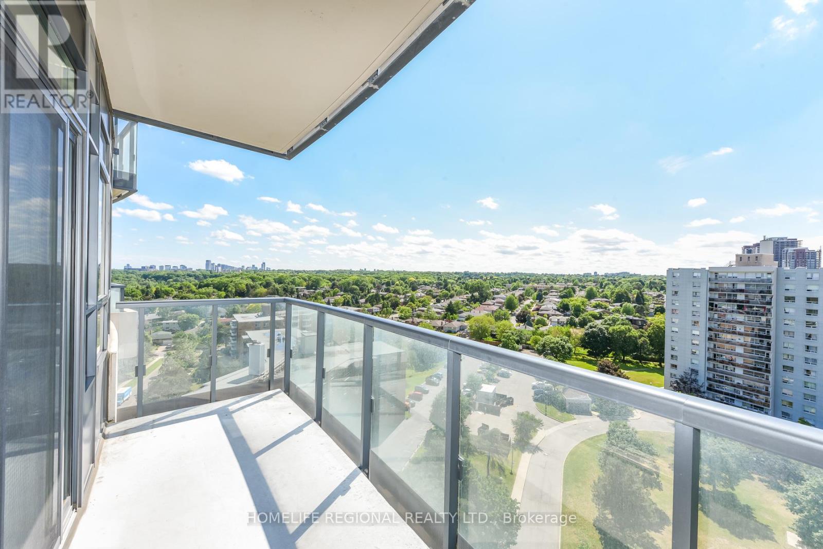 #1306 25 FONTENAY COURT - Image 27