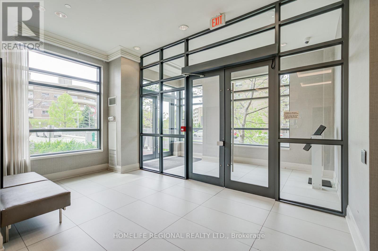 #1306 25 FONTENAY COURT - Image 32