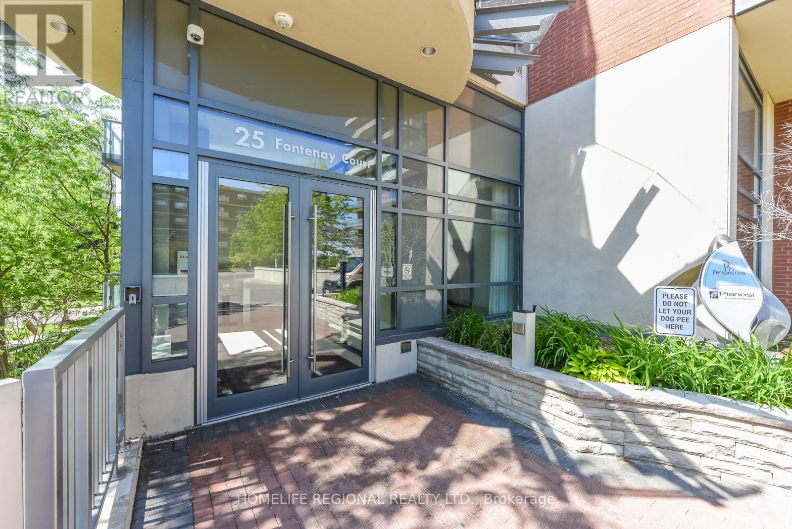 #1306 25 FONTENAY COURT - Image 33