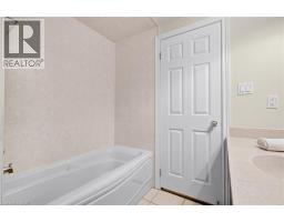 390 Upper Middle Road Unit# 301, Oakville, ON L6H0A5 Photo 26