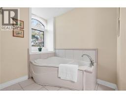 390 Upper Middle Road Unit# 301, Oakville, ON L6H0A5 Photo 32