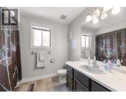 4pc Bathroom - 1630 Blue Spring, Windsor, ON N8W5L2 Photo 7