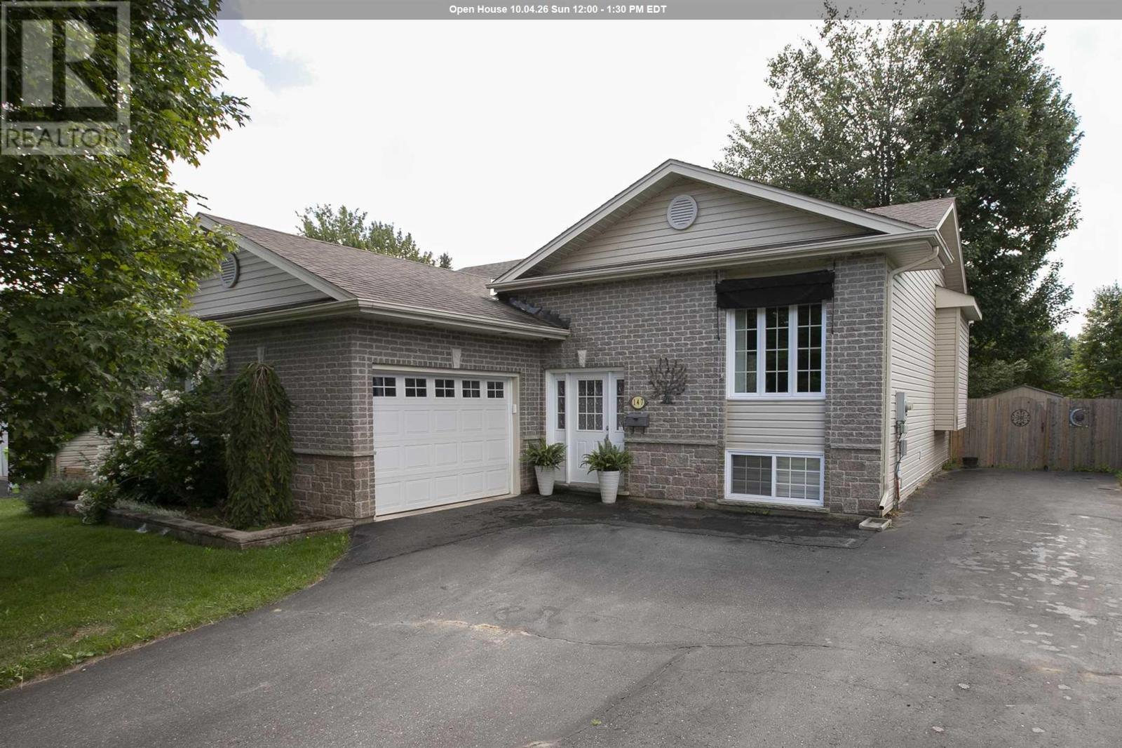 Property for sale at 147 Queensgate BLVD