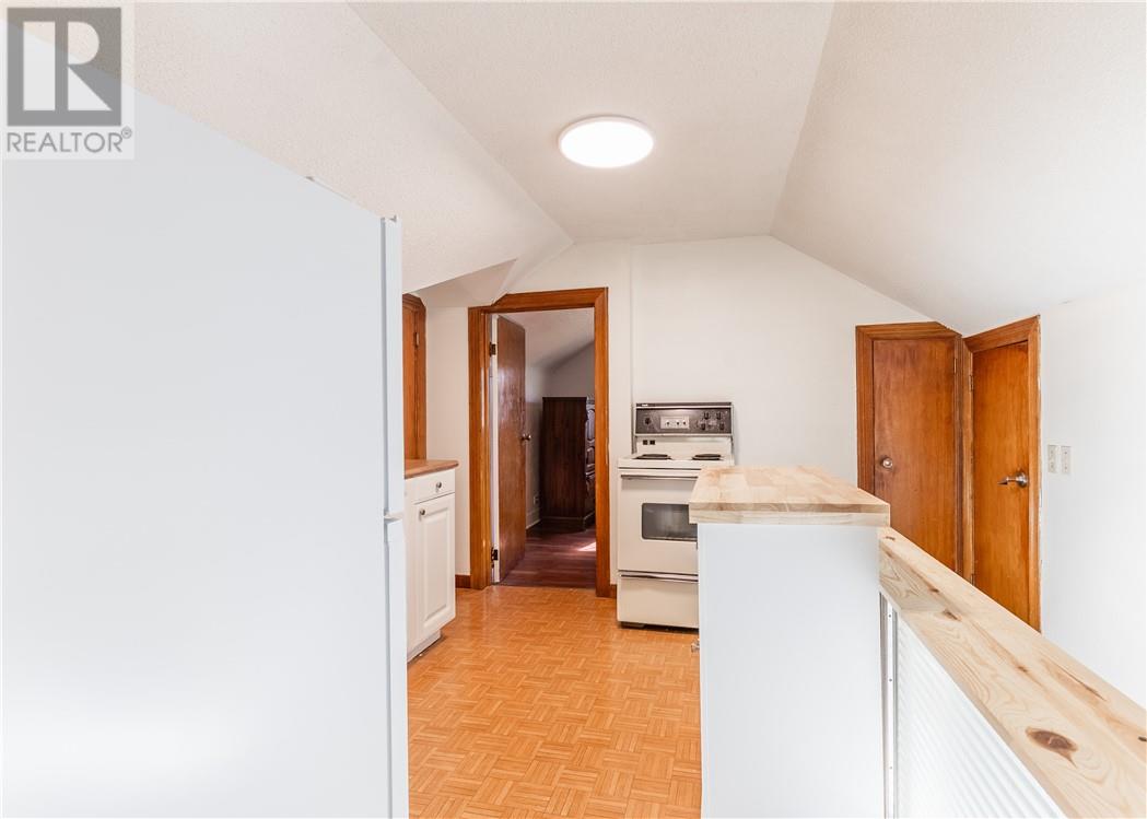 33 Eyre Street - 25