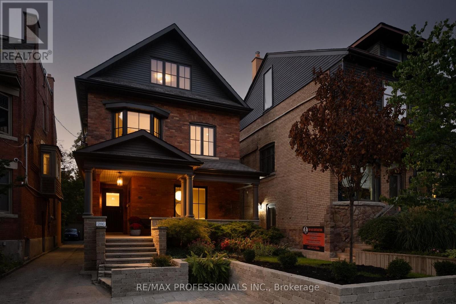 286 WRIGHT AVENUE - 1