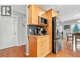 Family room - 115 Evansmeade Crescent Nw, Calgary, AB T3P1B9 Photo 11