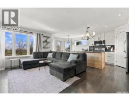 Family room - 206 Parkview Cove, Osler, SK S0K3A0 Photo 11