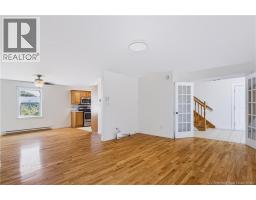 74 Rebecca Drive, photo 8