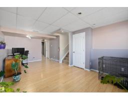 3019 33 Av Nw, Edmonton, AB T6T1X2 Photo 27