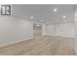 23 O'briens Way, Paradise, NL A1L3P9 Photo 31