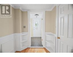 743 St Thomas Line thumbnail 10