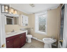 743 St Thomas Line thumbnail 26
