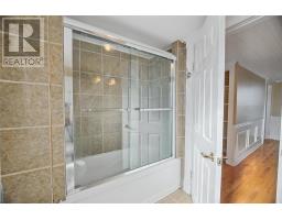 743 St Thomas Line thumbnail 27