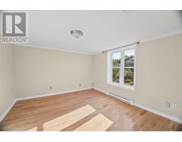 743 St Thomas Line thumbnail 29