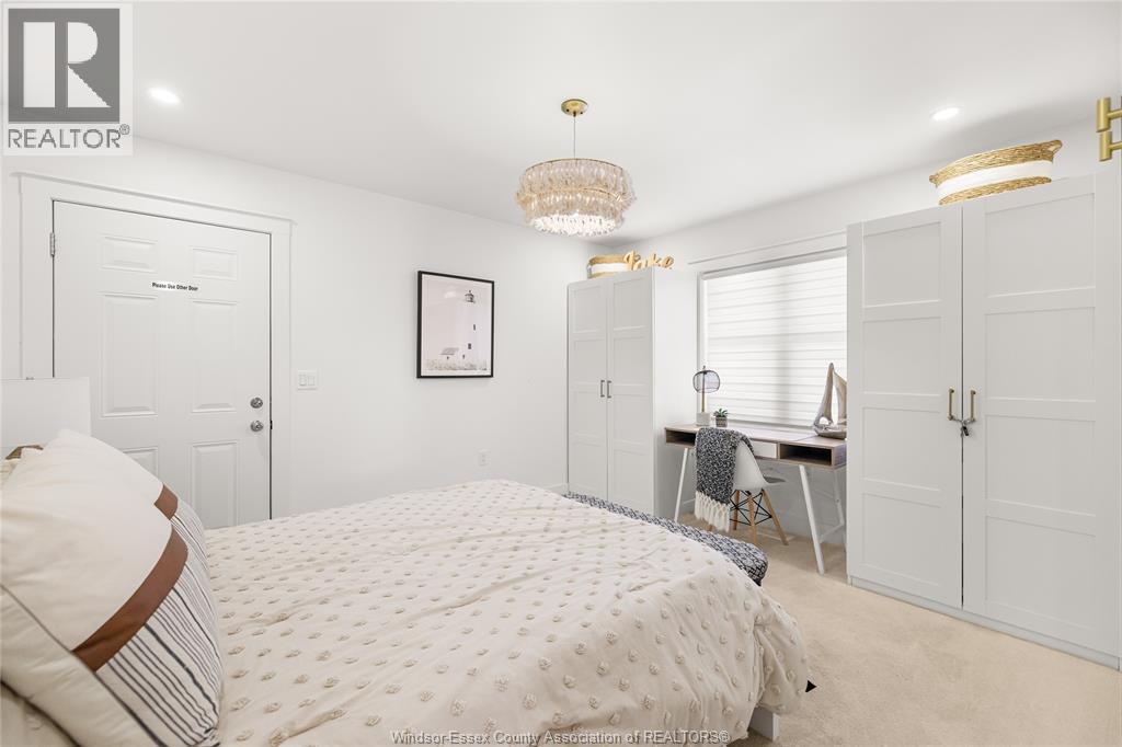 614 PETER ST - 13