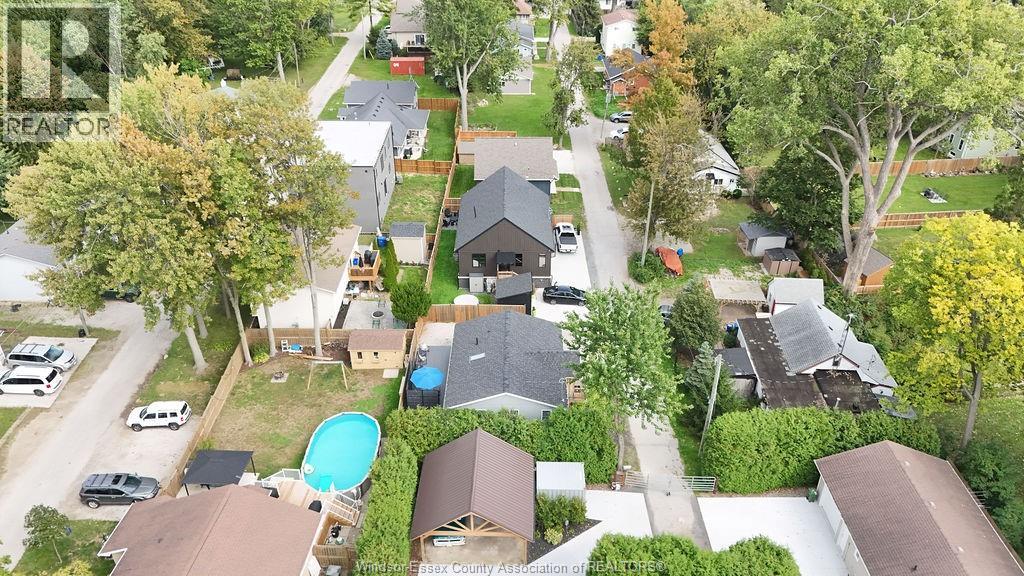 614 PETER ST - Image 36
