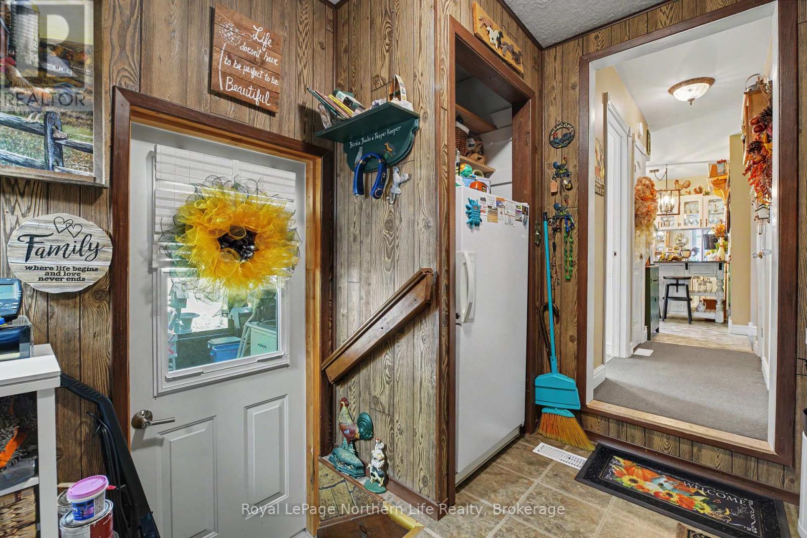 534 PINECREEK ROAD S - Image 22