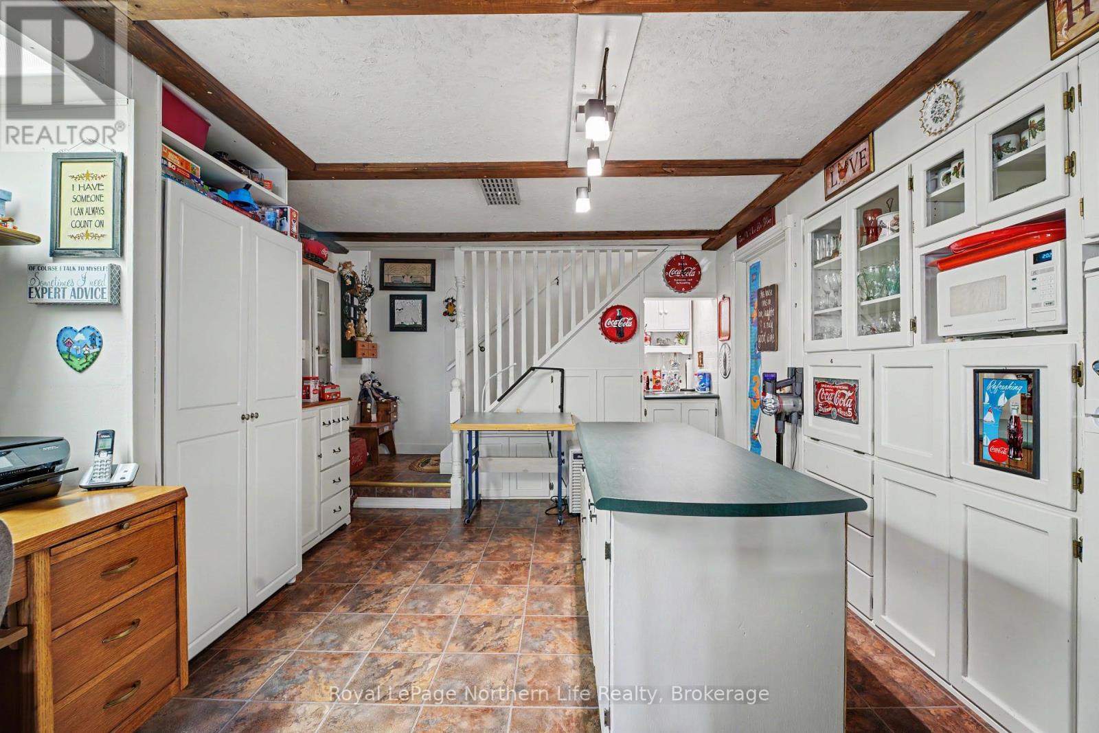 534 PINECREEK ROAD S - Image 27