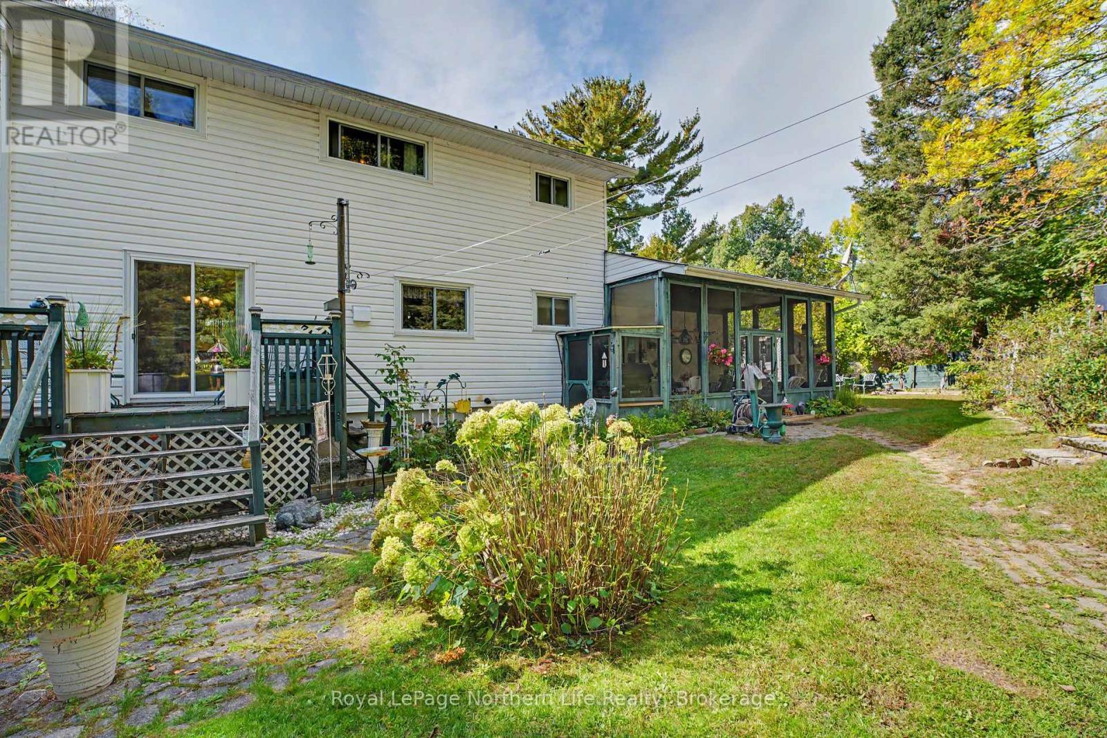 534 PINECREEK ROAD S - Image 43