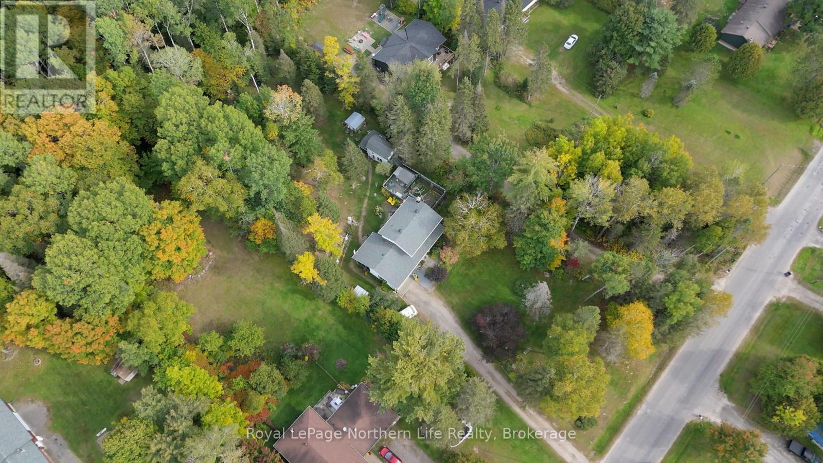 534 PINECREEK ROAD S - Image 49
