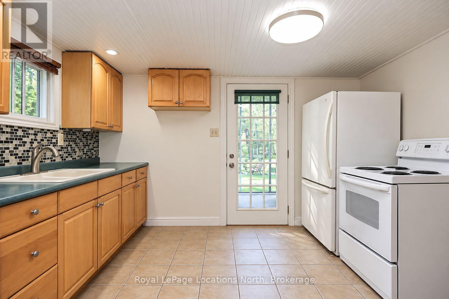 178 GOLF COURSE ROAD - 3