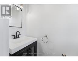 770 Scott Street W, North Perth, ON N4W1J5 Photo 13