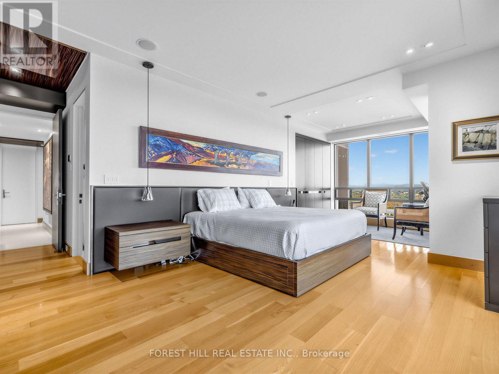 #2003 625 AVENUE ROAD - 14