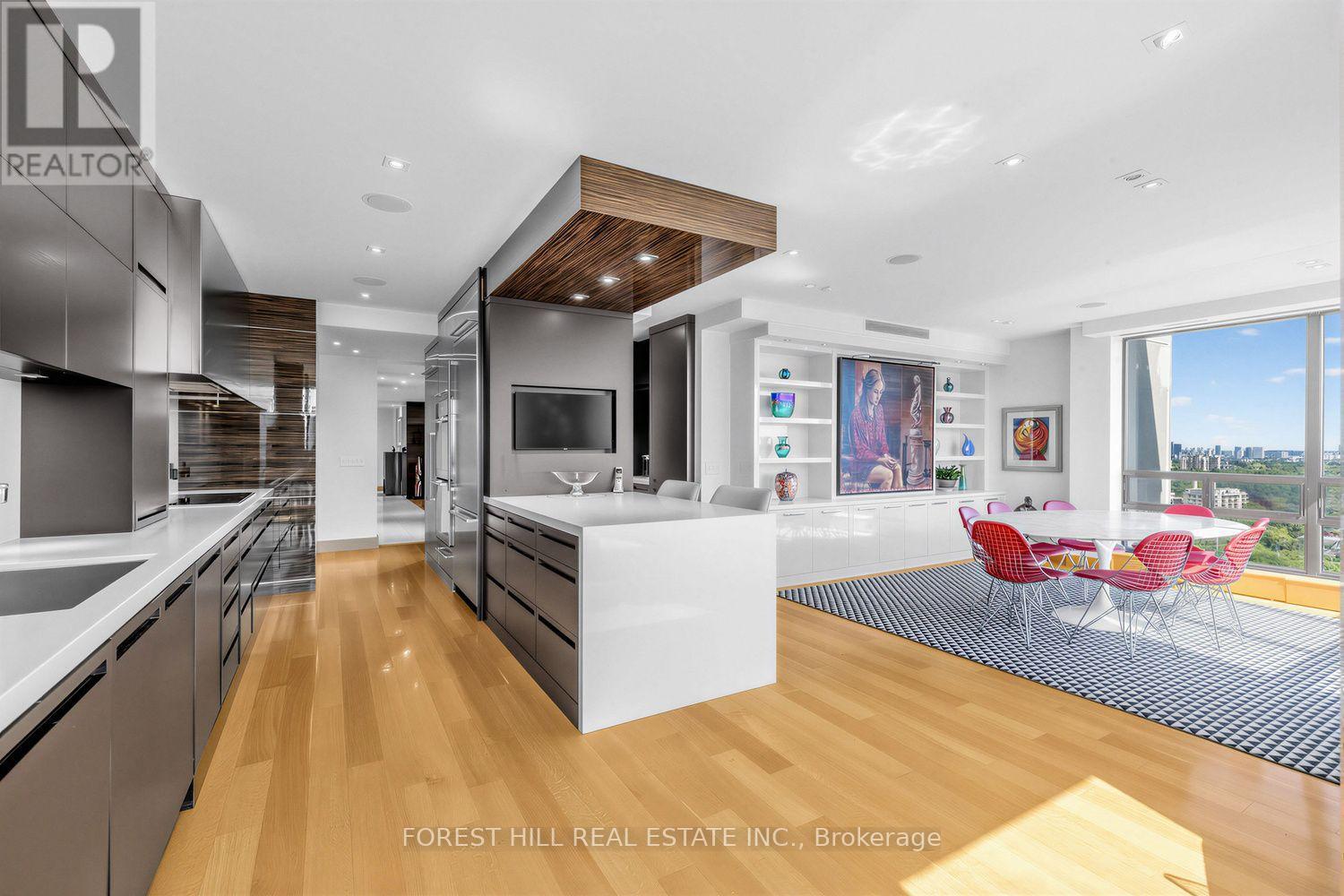 #2003 625 AVENUE ROAD - Image 4
