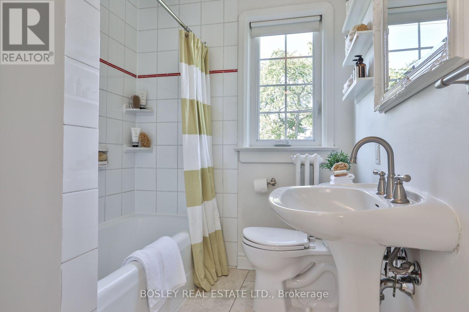 13 HOPEDALE AVENUE - Image 30