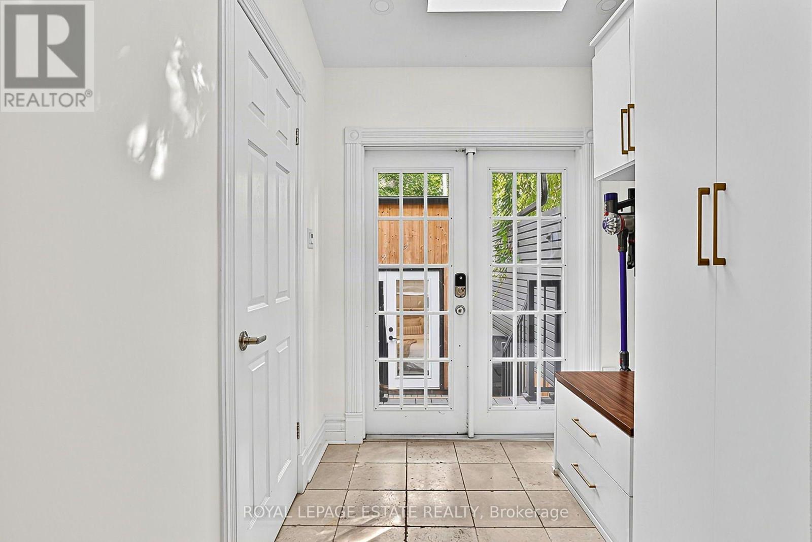 21 BRIGHTON AVENUE - 12