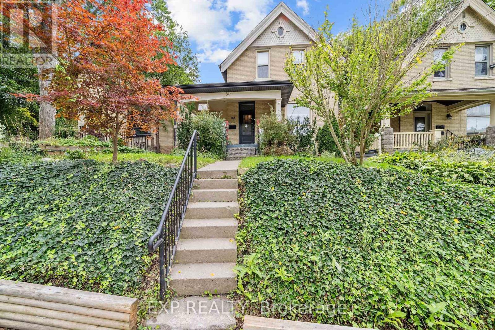 30 SPRINGBANK DRIVE - 4