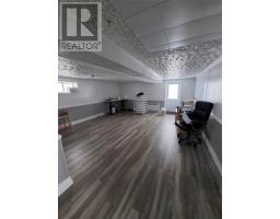 80 A Loop Road thumbnail 23