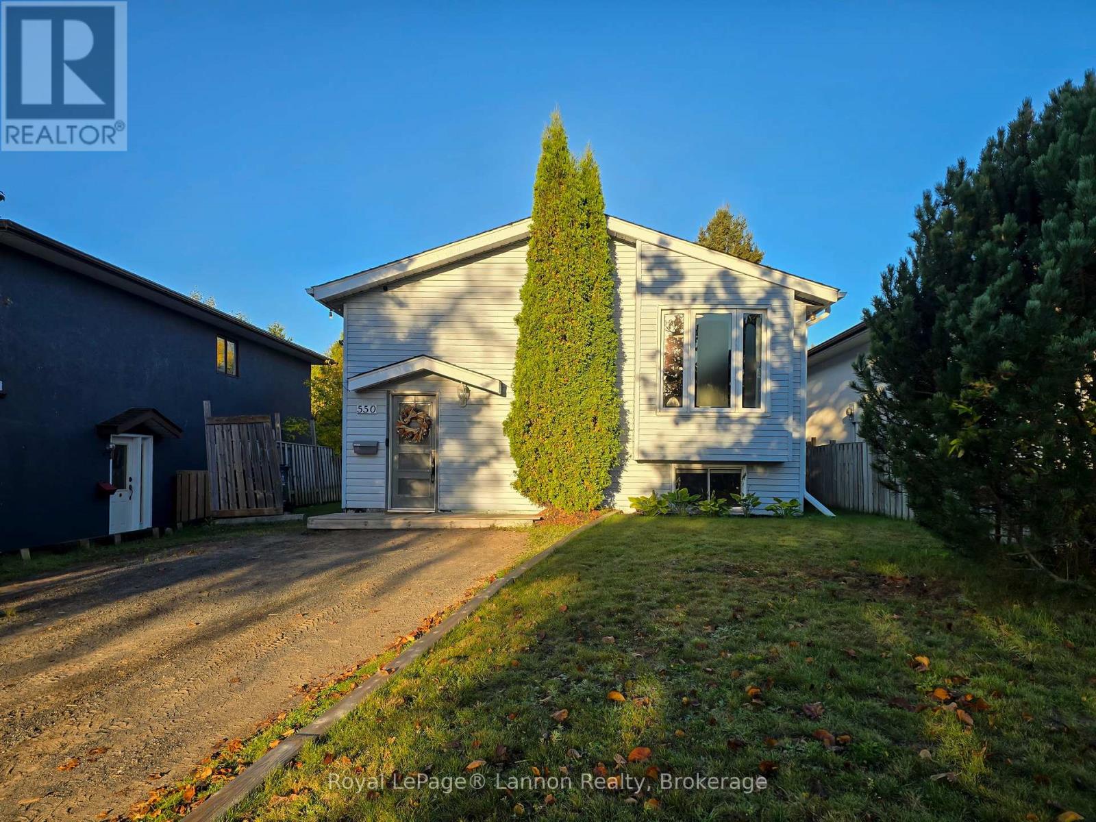 Property for sale at 550 LANARK CRESCENT