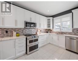 Laundry room - 187 John Davis Gate, Whitchurch Stouffville, ON L4A1T6 Photo 10
