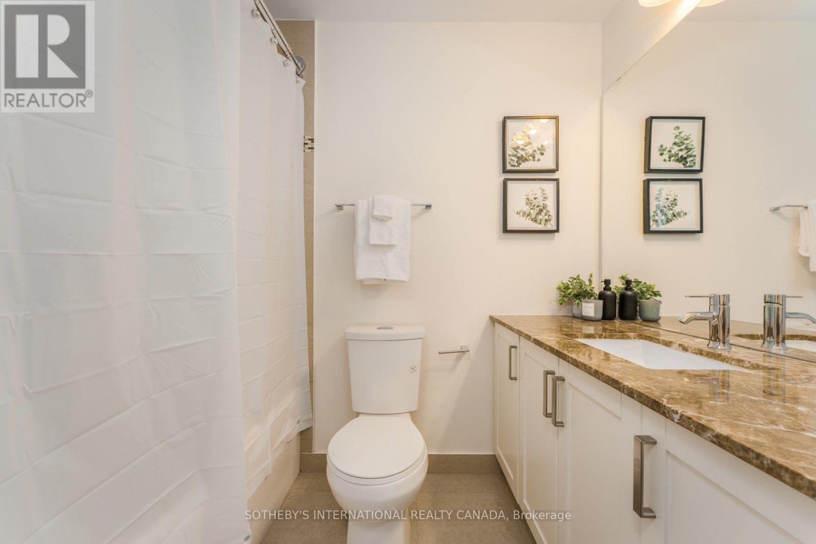 11611 Yonge Street — photo 31
