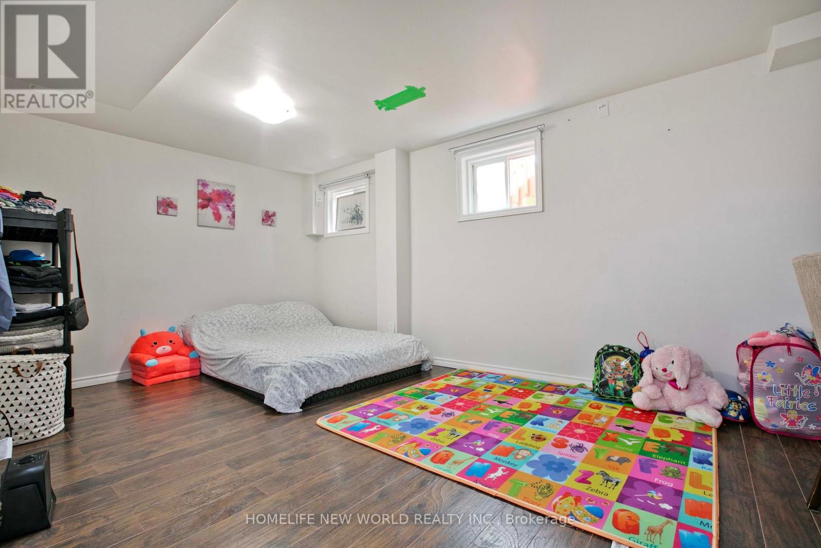 52 STOYELL DRIVE - 19