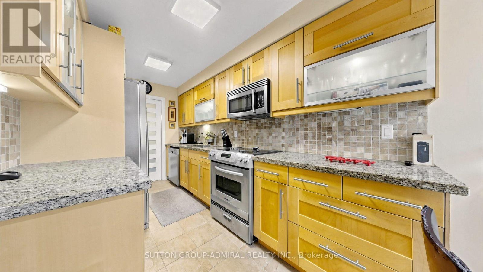 4 DORAL GATE - Image 17