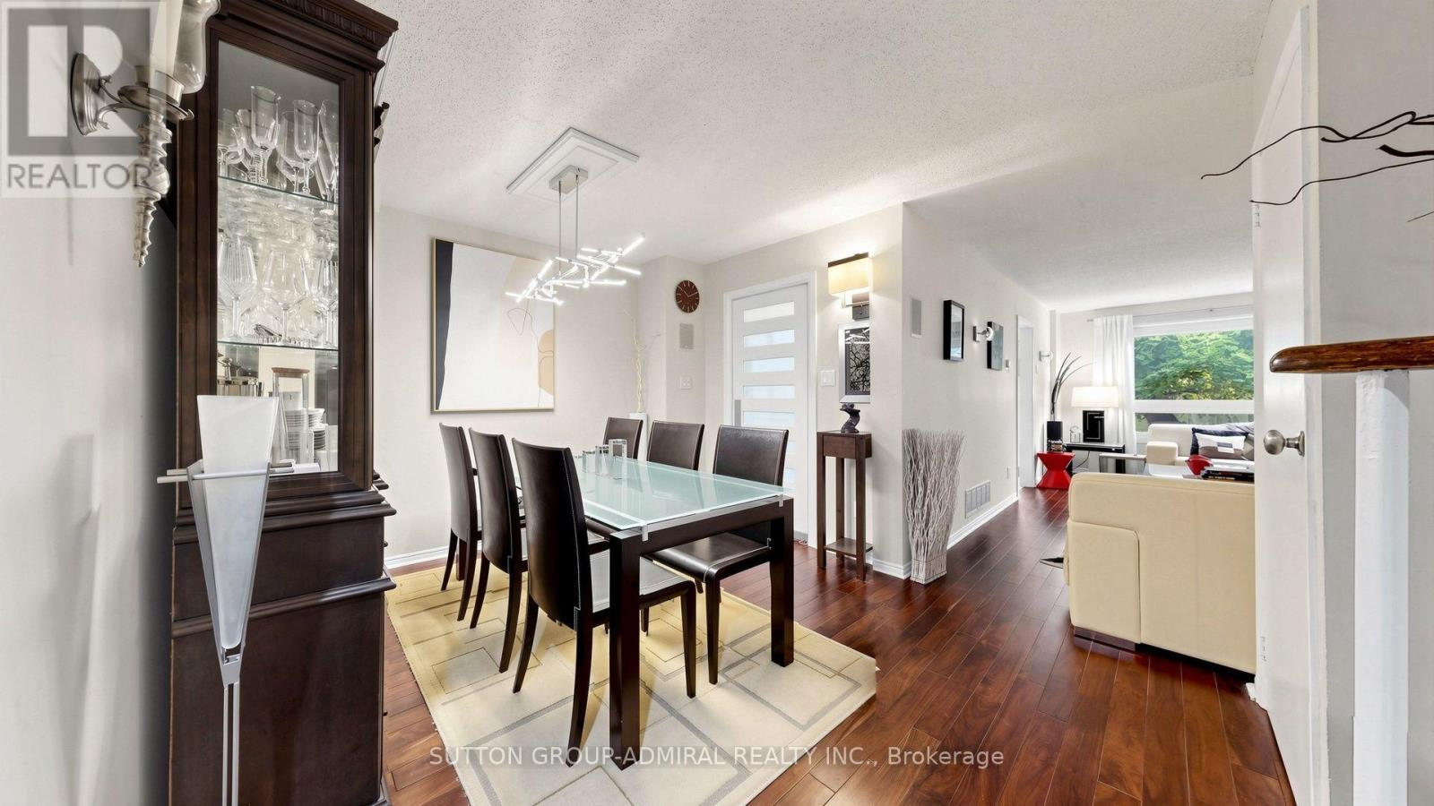 4 DORAL GATE - Image 7