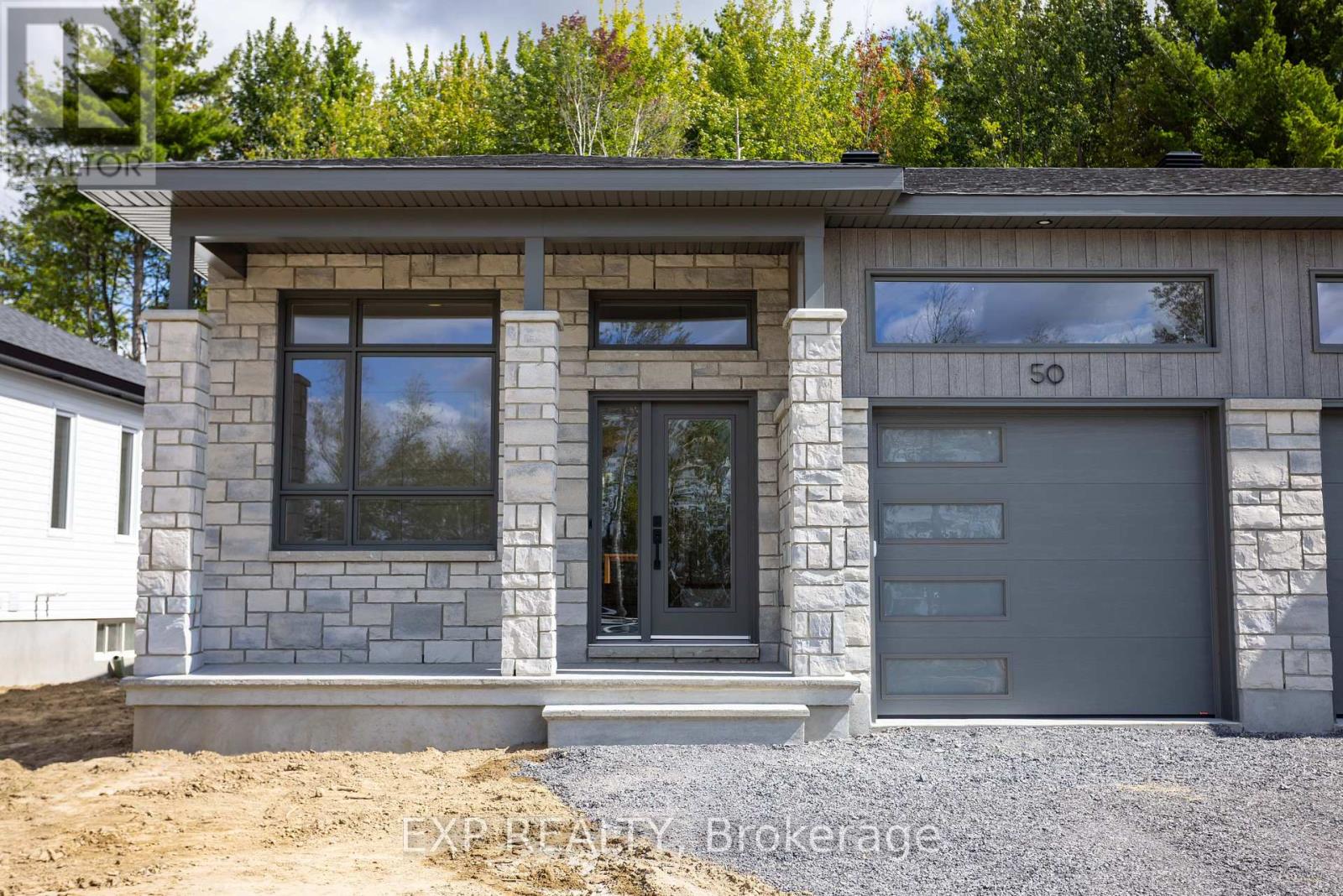 30 HUGHES CIRCLE - 2