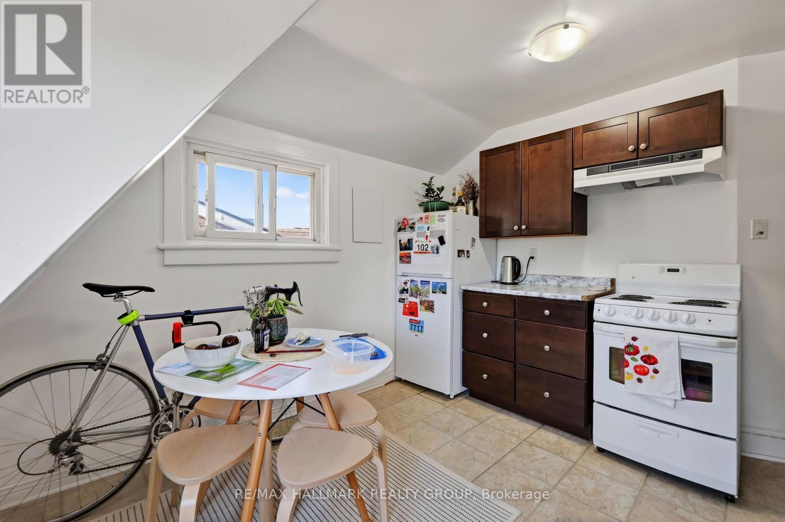 124-126 IRVING AVENUE - 38