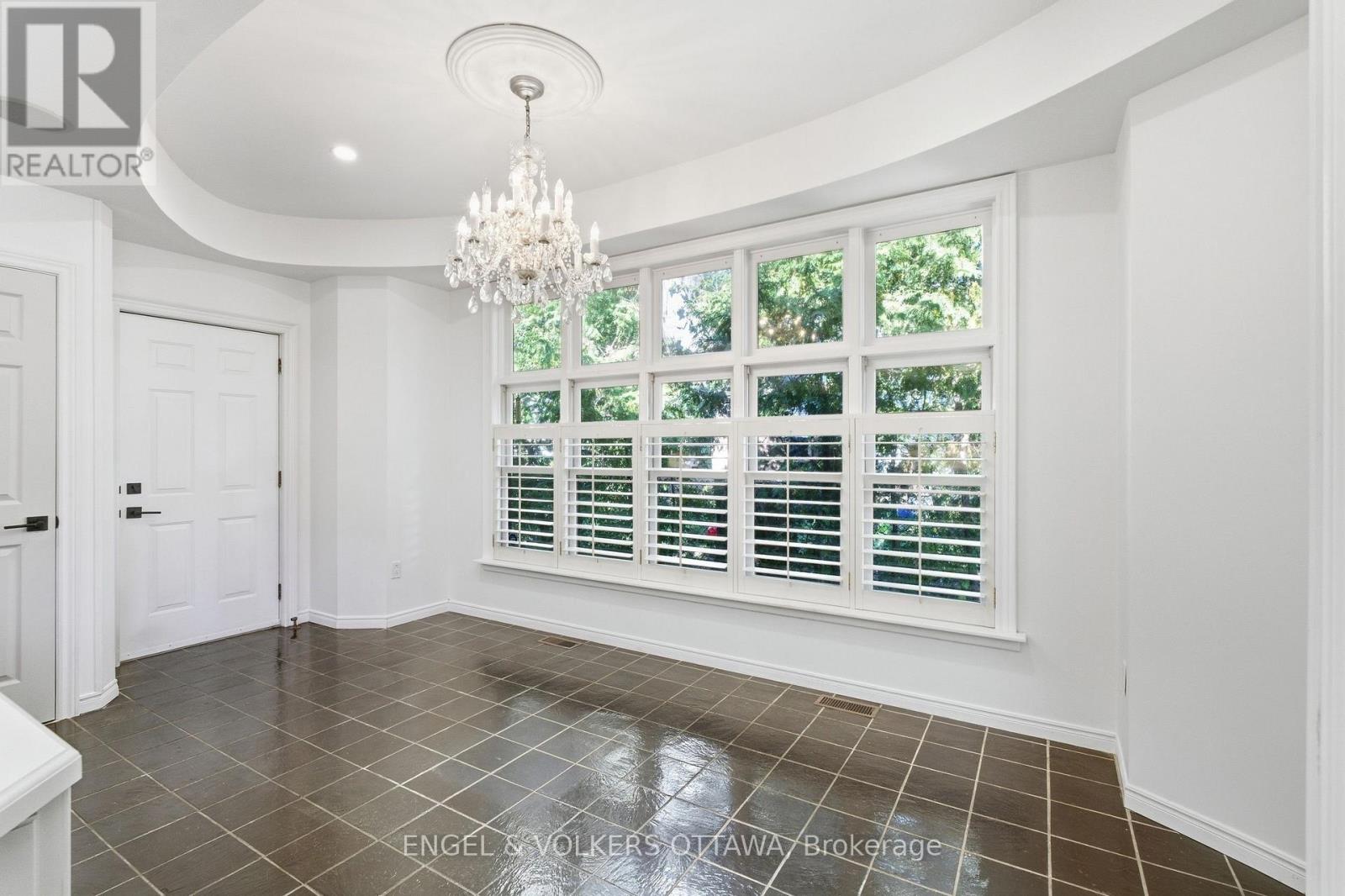 435 WESTMINSTER AVENUE - 13