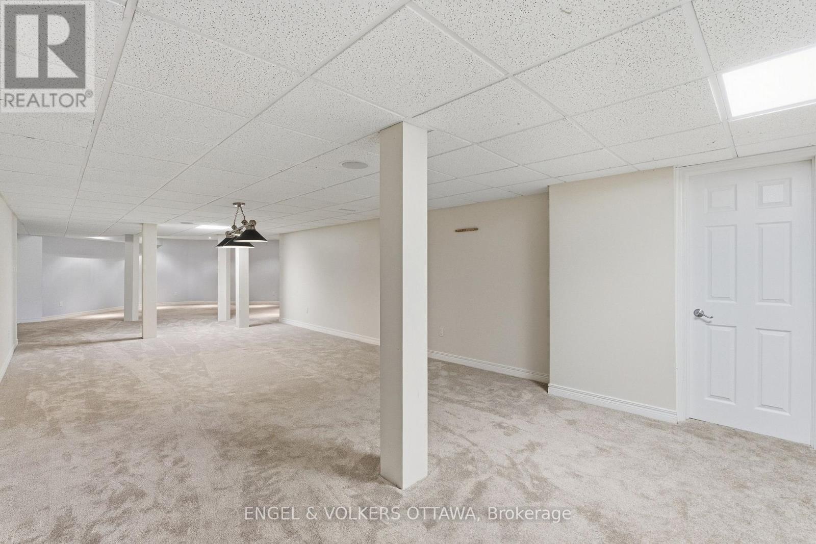 435 WESTMINSTER AVENUE - Image 17